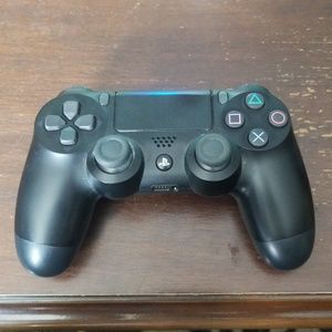 Meet your Posher, Dillon